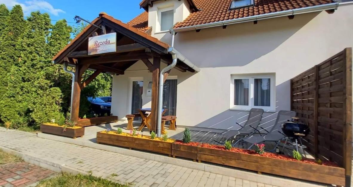 Ferienwohnung Rezeda Vendeghaz Fertőhomok Exterior foto